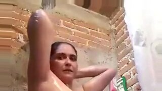 desi indian big boob aunty captured outdoor