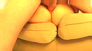deep-open-fat-cunts-futt-while-fingering