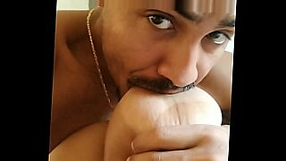 indian-transgender-fucks-a-girl
