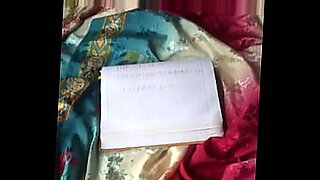 bus-saree