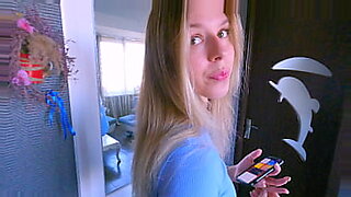 سكس-ياباني-الإبن-مع-الأم-رومانسي