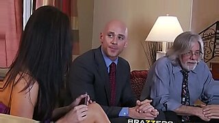 johnny-sins-vs-kissa
