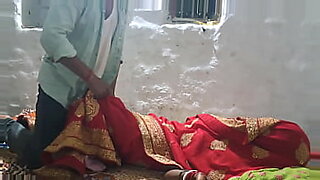 sasu-maa-boli-damad-ji-mujhe-bhi-chodo-ullu