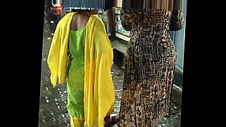 kaka-hijab-baju-hitam-piral
