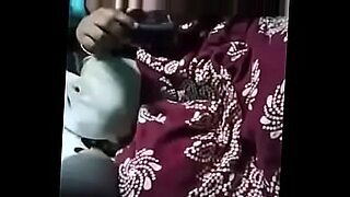 زن-به-زور-پیره-رو-وادار-میکنه
