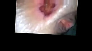 videos-of-senga-natume-when-is-pushing-out-sperms-with-a-ugandan