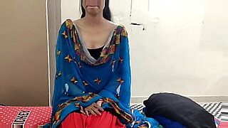 rebecca-klopper-11-menit-no-sensor