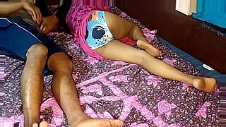गोरी-भाभी-की-च-च