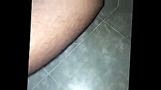 انيج-مرت-عمي-وهيه-نايمه-بيته