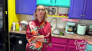 sugarhub-fuck-in-the-kitchen