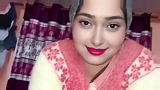 gf-ko-diya-birthday-par-gift-chudai