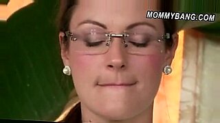 2-pretty-with-big-asses-natural-breasts-take-turns-fucking-their-older-husband