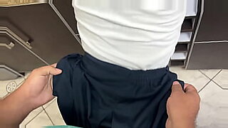 ngentot-sambil-menyusui-anaknya
