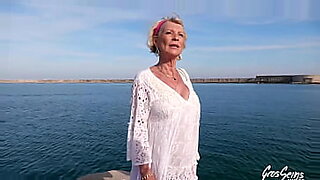 قحبه-بحرنيه