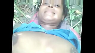 outdoor-sexi-video-mom-and-sun