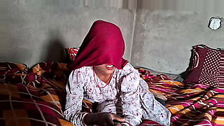 bou-jamai-er-dudh-tipatipi