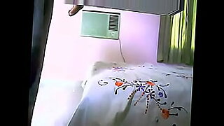 father-sleeping-with-daughter-on-the-same-bed-with-mother-sleeping