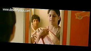 افلام-سكس-امهات-بعنوان-الابن-يستحم-مع-ا
