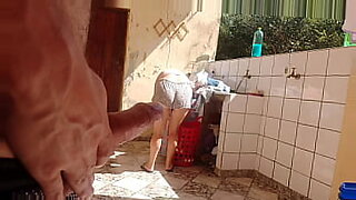 lady-who-was-doing-dlof-dlof-at-spar