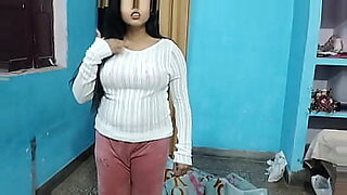 em-gai-2k7-dang-thu-dam-bi-anh-re-tom