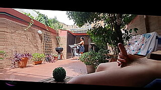 she-didnt-expect-what-the-masseur-did-1854