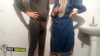 balkrushana-mogal-and-mirabai-kharat