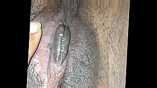 lesbian-sucking-cunt