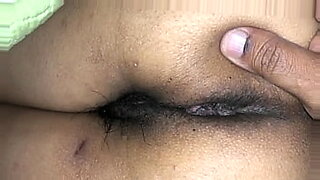 سكسي-واقعي-ولد-ينيج-امة-المطلقة-في-الحم