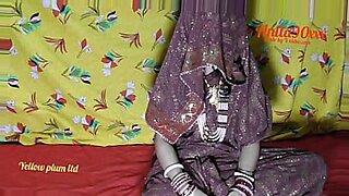 Dusri-ki-bibi-ko-suda-video