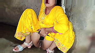 दश-सालकि-बच्चिको-चुद-मार