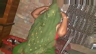 1-boy-an-2-girls-sex-hindi