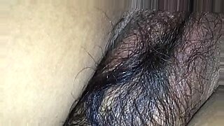 4-girls-tiktok-upping-bra