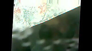 green-cloth-girl-fuck