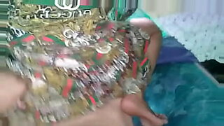 colegiala-gran-culo-buzo