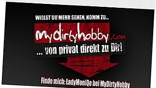 er-fickt-die-freundin-bett-quietscht