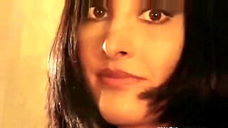 men-eating-licking-faking-pussy-when-they-are-sanding-up