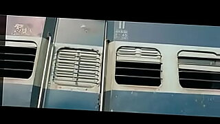 বাংলা-চুদাচুদী-14-বছরের-মে