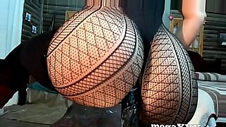 សិចមួយ-100