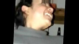 beautiful-girl-fuck-in-the-stree