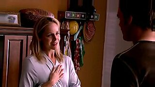 mom-sleep-18year-old-son-xxx