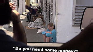 toke-the-advantage-to-fuck-stepmom