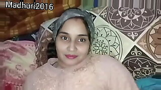 step-mom-moaning-in-hindi