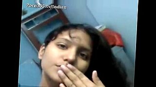 bathing-with-my-step-sister