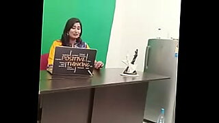 como-hacer-el-delicioso-con-una-tu-alla-y-una-liga-de-pelo