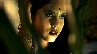 indian-wife-infront-of-huby
