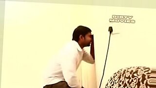 bhabhi-in-the-bathroom