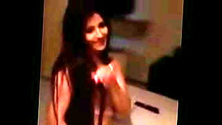 zabarste-xxx-urdu-xxx-video