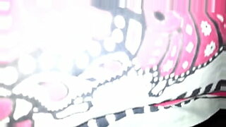 سكس-واحد-ينيك-أمراء-في-الطبيعه-قصب-عنها
