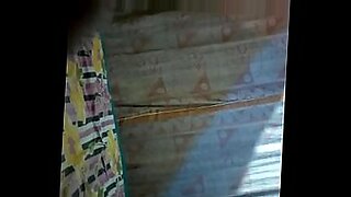 boos-sucking-by-two-men