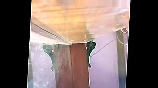বাবা-তার-মেয়ে-কে-তিন-বার-ঘ